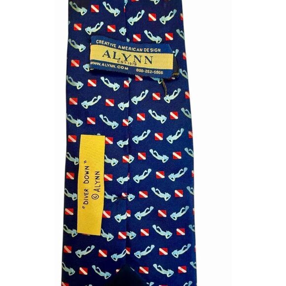 Diver Down 100% Silk Men’s Neck Tie by Alynn - Picture 2 of 6